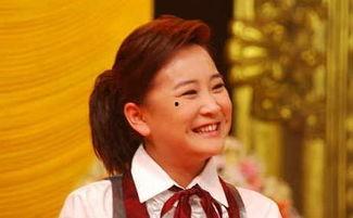 娱乐圈吃瓜喜剧女星是谁,揭秘“吃瓜喜剧女星”背后的故事